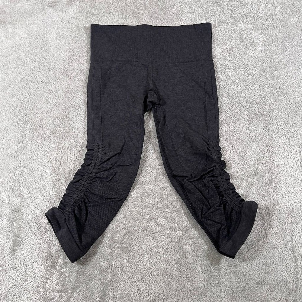 Lululemon In The Flow Crop Leggings Women's Black Size 6 Yoga